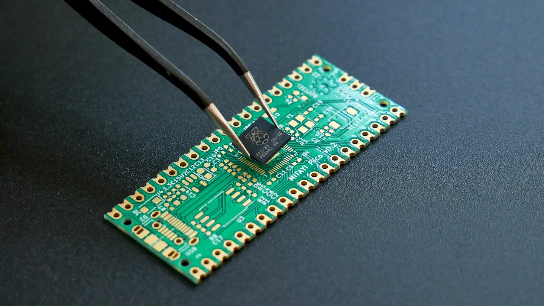 20 Robot Makers Buy the Same Chip. D-Robotics Just Raised $400 Million Making It. — Tech Arcade