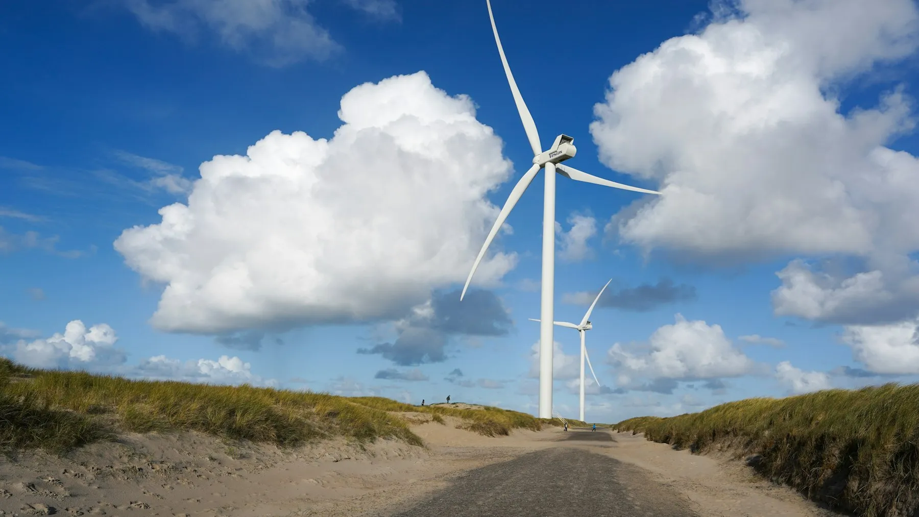Claude's Newest Home Is a C$10 Billion Wind Bet on the Nova Scotia Coast — Tech Arcade