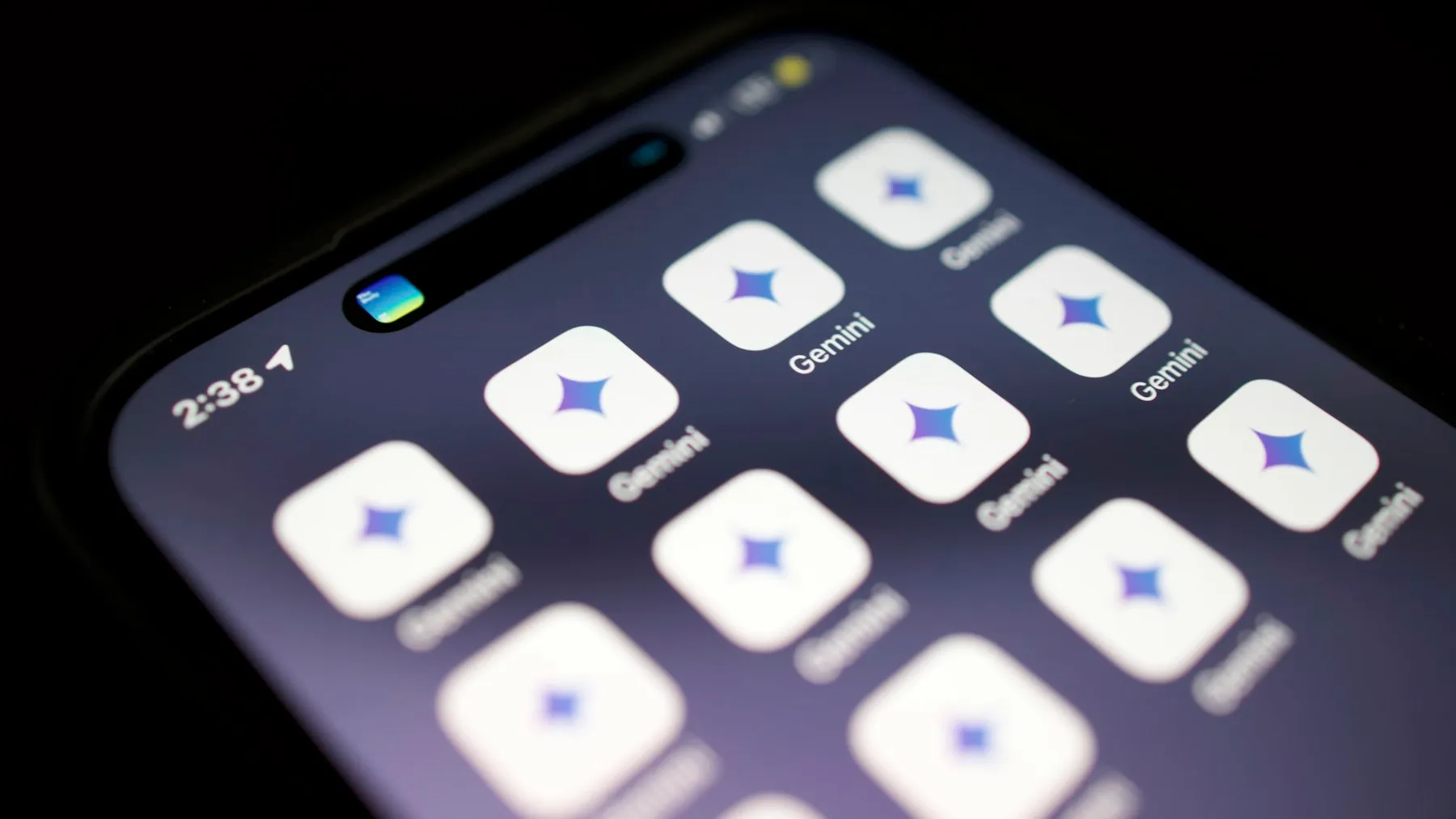 Google's Gemini 2.0 Leak Shows AI That Can Actually Understand Context — Tech Arcade